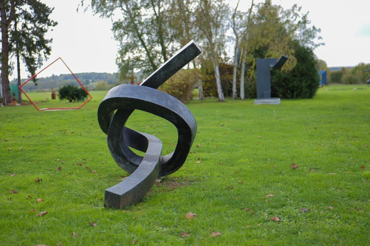 Gite Dans Parc De Sculptures - Gite "Pondichery" Port-Mort Kültér fotó